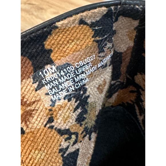 Korks Women's Destiny Black Boots Size 10 NWOT Man Made Upper Chic Flattering - Picture 13 of 15